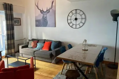 Image de Duplex cosy 2 chambres avec balcon, parking et WiFi