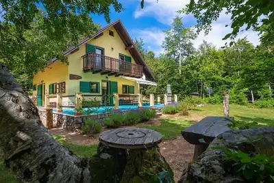 Image de Belle maison de vacances privée avec climatisation, Wifi, Tv, terrasse, animaux admis et parking