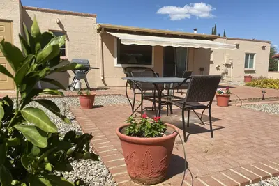 Image de A home away from home…. unpack and enjoy