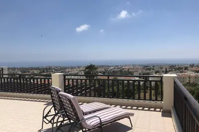 Fantastic Sea View Apartment With Large Balcony