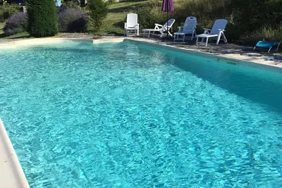 Image de Isolée en pleine nature un petit paradis avec piscine 12 x 6m privee