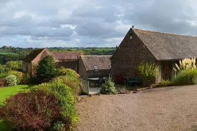 Image de Secluded Loft Studio in an area of natural beauty.