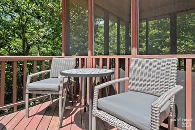 Image de Screen Porch Haven-bike, hike, golf, close to hwy