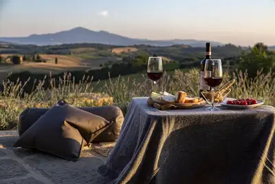 Image de Charming Villa with infinity pool between Pienza and Montepulciano