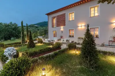 Image de Villa Regina, 4 bedrooms and a luxury style among the vineyards by Lucca Town