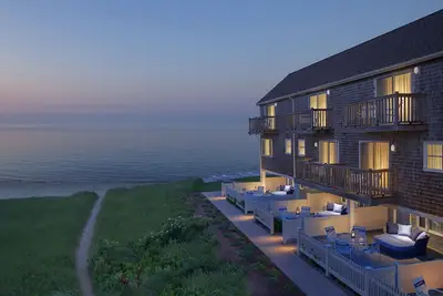 Image de Ocean Mist Beach Hotel & Suites- Loft Suite Two Queens & Sleeper Sofa Ocean View