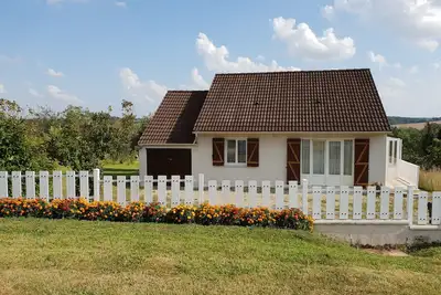 Image de maison Ă la campagne au calme