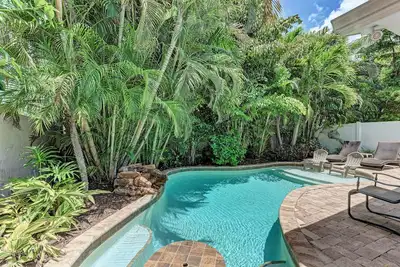 Image de Palms Beach West - Holmes Beach Vacation Villa - 3 Bedroom with Private Pool - B