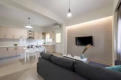 Image de Fofi’s Elegant Home\/ Fully renovated