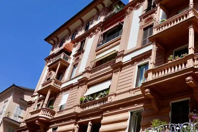 House Ilda city center 5 minutes from the station and 10 minutes ferries 5 Terre