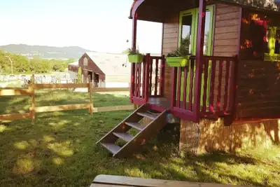 Image de Trailer on the farm