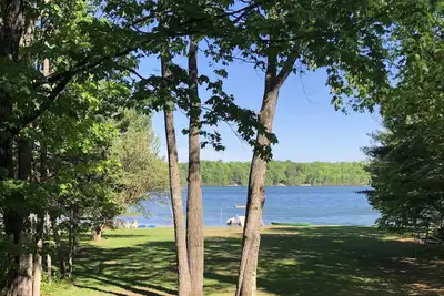 Image de Mighty Oak Cabins at Anvil Lake - Bur Oak #3