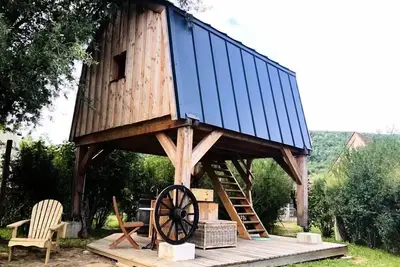 Image de Cabane sur pilotis Le Grenier Mansart 1 pièce 2 personnes