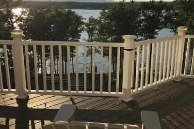 Image de Lakefront home on the Great Sacandaga Lake with sunset views and 110 ft frontage