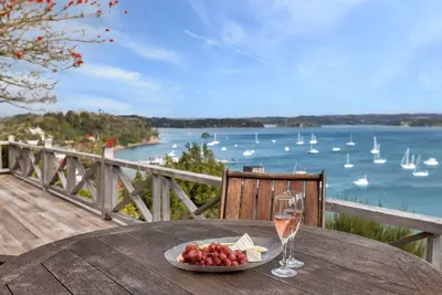 Image de Te Maiki Retreat - Russell Holiday Home