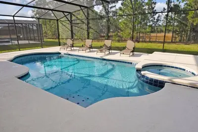 Image de Beautiful Pool/Spa & Game Room Home Near Disney!