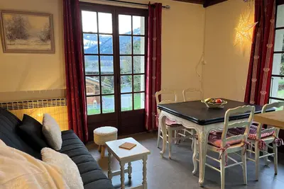 Image de Spacieux studio avec terrasse, vue sur les montagnes