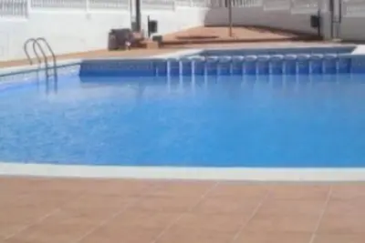 Very bright and fresh bungalow with terrace, swimming pool and close to the best beaches.