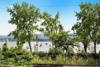 Image de Appartement central \"Gnadenseeblick\" sur le lac de Constance avec vue sur le lac et les montagnes