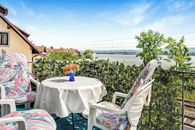 Image de Appartement central \"Reichenaublick\" sur le lac de Constance avec vue sur le lac et les montagnes