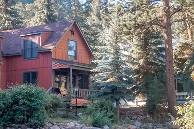 Image de Riverfront Mountain Cottage Retreat