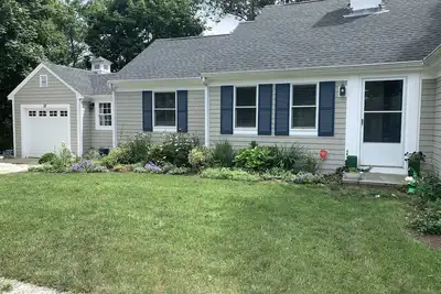 Image de Beautiful Small Home in Hyannis Port