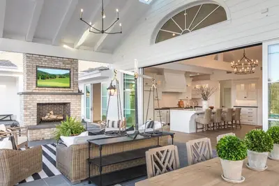 Image de Luxury 5 Bedroom Estate with Pool + Views in Rancho Santa Fe
