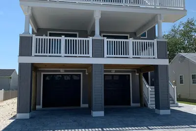 Image de Surf City Beach House with New Heated Pool