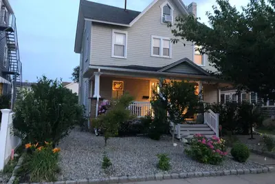 Image de Shore Beats Work-Ing! Beach:3 Minute Walk-6 Houses Summer Weekly Getaway Hot Tub