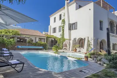 Image de serra : Calvi centre, à 300m de la page et du port, piscine chauffée bbq