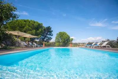 Image de Villa à Calvi, piscine chauffée  vue mer proche plage  et centre ville