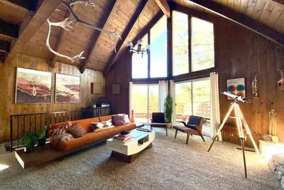 Image de Dreamy A-Frame Nest in the Mountains