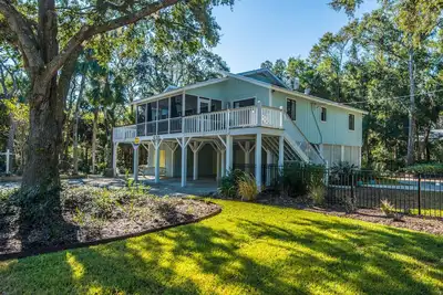 Image de Beautifully Updated Beachwalk Home w/ Private Pool; Screened Porch; Sun Deck; Cable Tv/WiFi