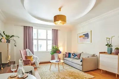 Image de Spacious Old Town Square Apartment