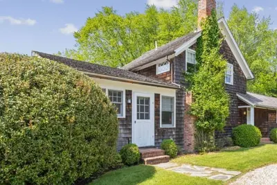 Image de August- Ld, Pretty cottage, south of the highway, walking distance to beach