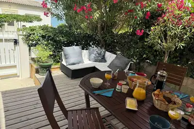 Apt La Franqui - Terrasse - Verdure et Vue sur mer