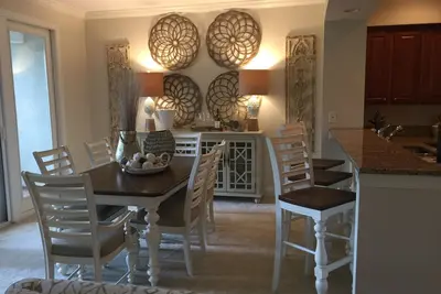 Image de An Oasis of Relaxation 30 day min stay-3900/month