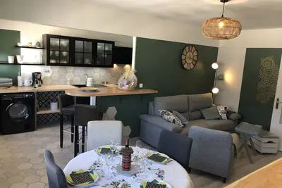 Image de BedinReims Superbe 70m² 2chb +free park\/wifi Ideal 2 adultes et 3 enfants