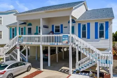 Image de Aqua Haven - Second Street from Beach Home