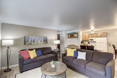 Image de Whitefish Swim & Soak Family condo w/ heated pool & hot tub. Near town & Glacier