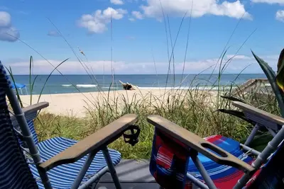 Image de This is it! Affordable Mother-In-Law Suite On The Beach!