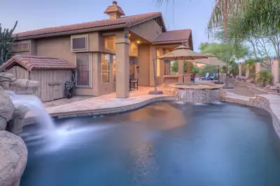 Image de Queen Creek Village: Golf & Mt Views, Htd Pool, Spa, Putt Green, Fire Pit, Bikes, Comm Center