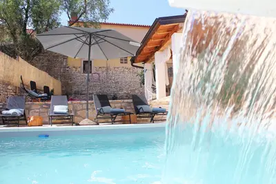 Image de Villa with pool for 9 persons