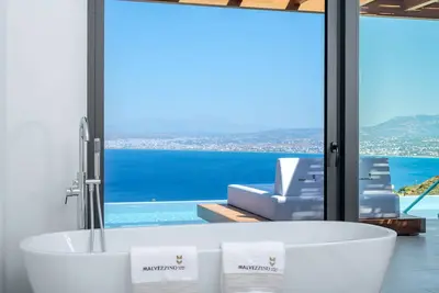 Image de Villa Lucrezia, Breathtaking sea Views, Private heated Pool, Close to the Beach!