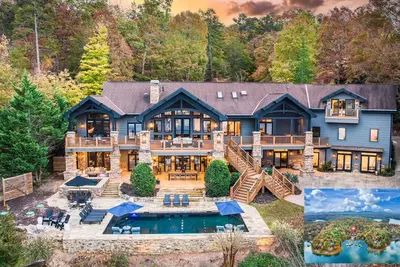 Image de Private Dock Lakeside Mansion Resort Pool Hot tub