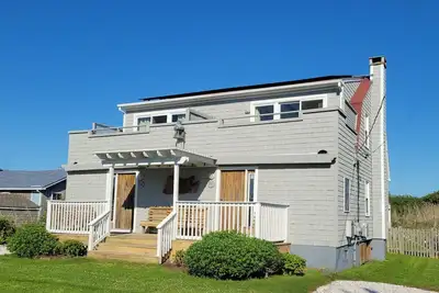 Image de 1 Br beach townhouse, 1 block from Ocean!