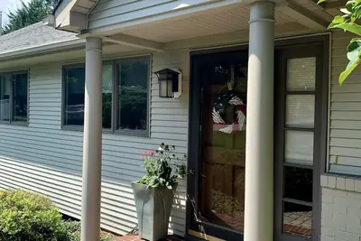 Image de Relaxing oasis 5 min to Navy Stadium, St John’s, Naval Academy & Downtown
