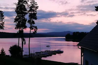 Image de Time out right by the lake