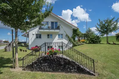 Image de Appartement de vacances \"Fichte\" avec Wi-Fi et jardin