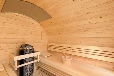 Image de 6-bed chalet (3 bedrooms, 3 bathrooms) with outdoor sauna - Lisa Chalets